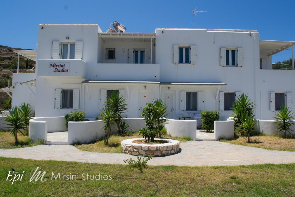 Mirsini Studios Parasporos Bagian luar foto