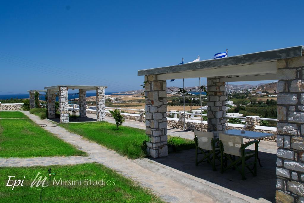 Mirsini Studios Parasporos Bagian luar foto