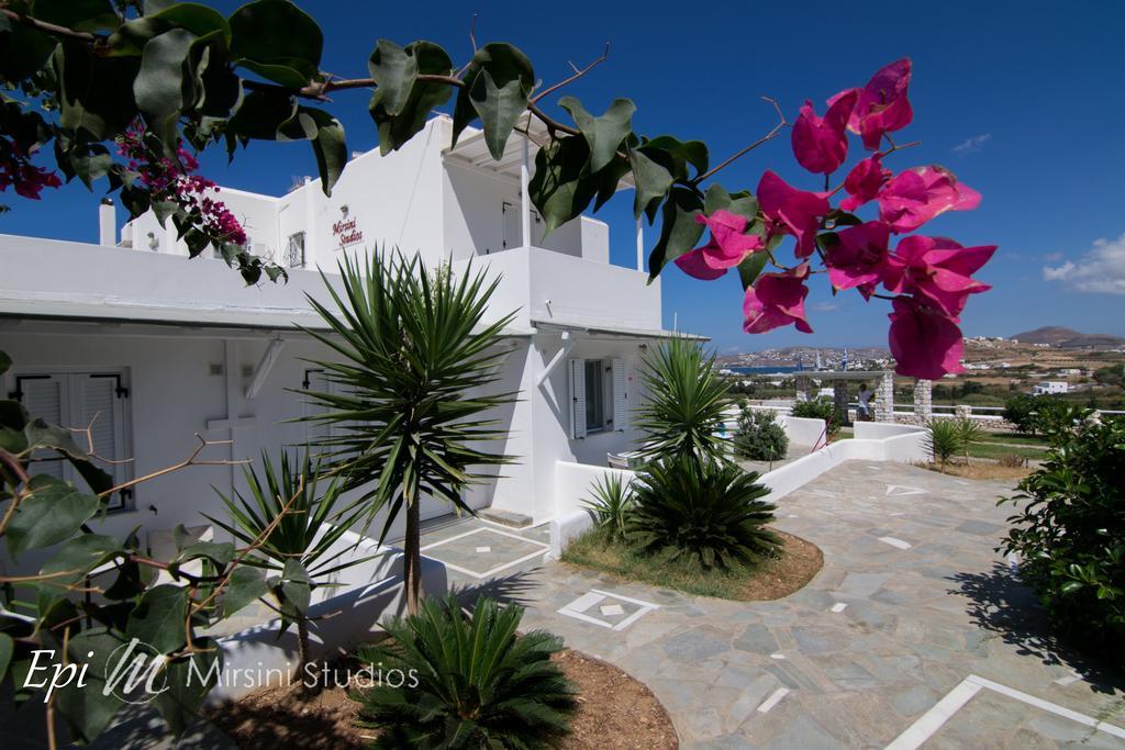 Mirsini Studios Parasporos Bagian luar foto