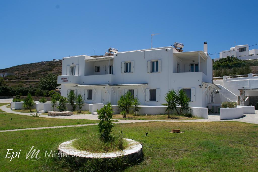 Mirsini Studios Parasporos Bagian luar foto