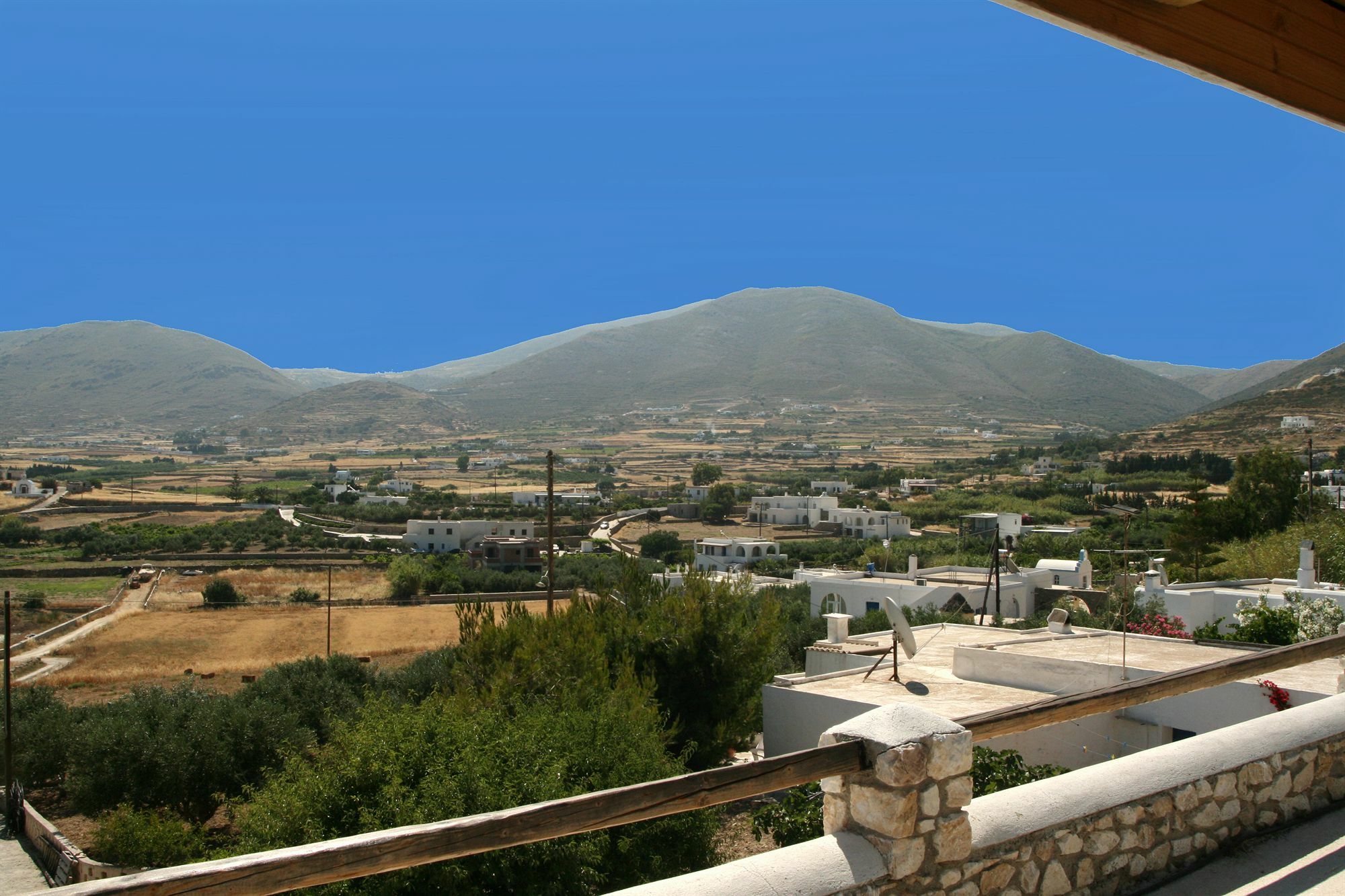 Mirsini Studios Parasporos Bagian luar foto